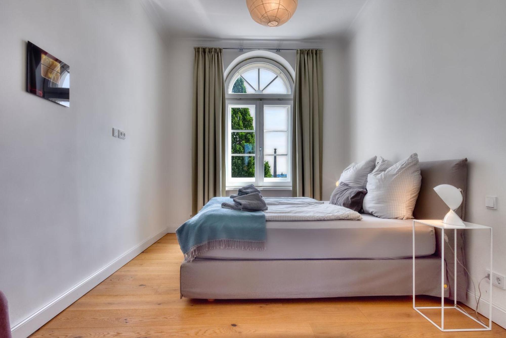 Ferienwohnung Fuerst Malte Loft I Design & Pool Putbus Ngoại thất bức ảnh