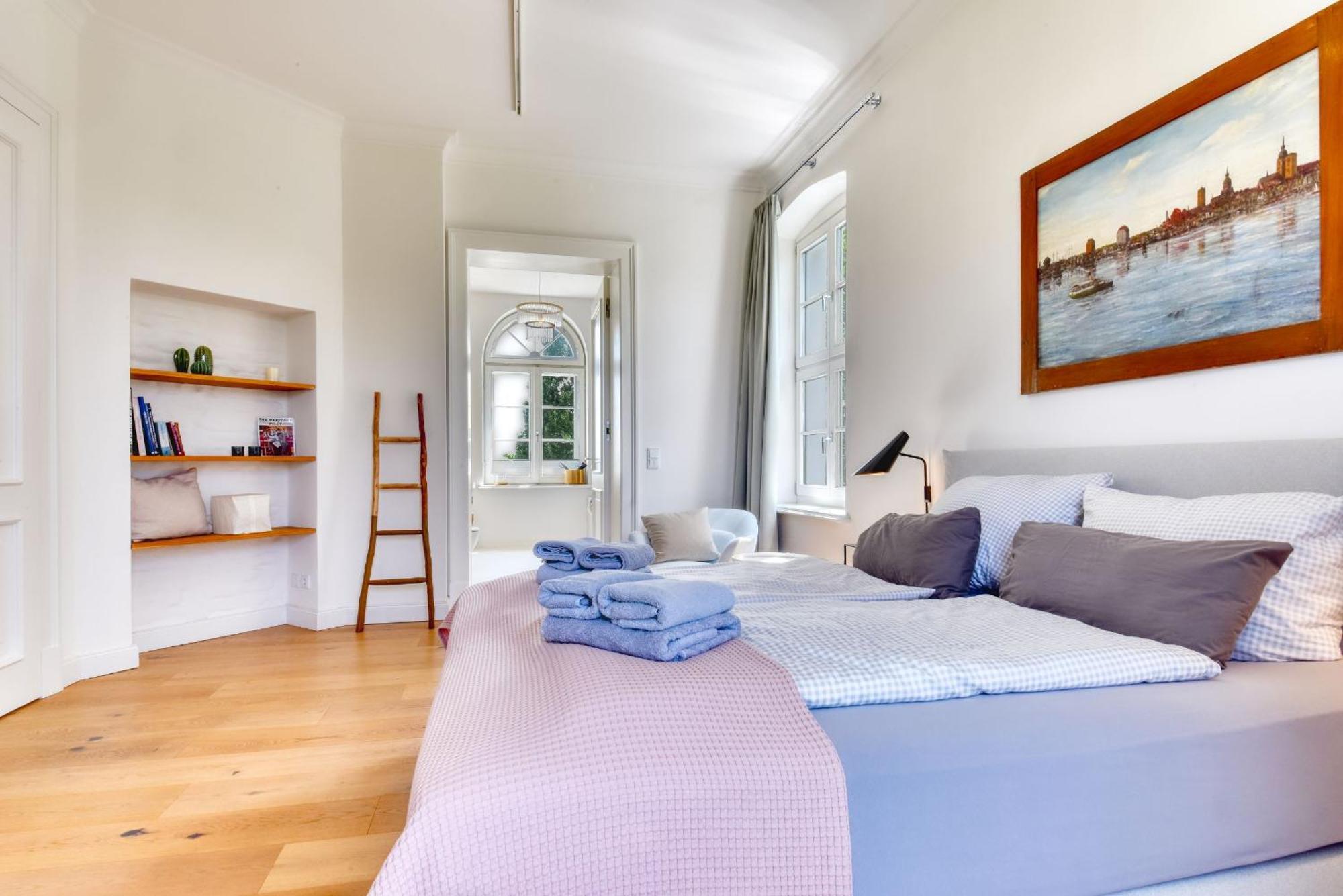 Ferienwohnung Fuerst Malte Loft I Design & Pool Putbus Ngoại thất bức ảnh