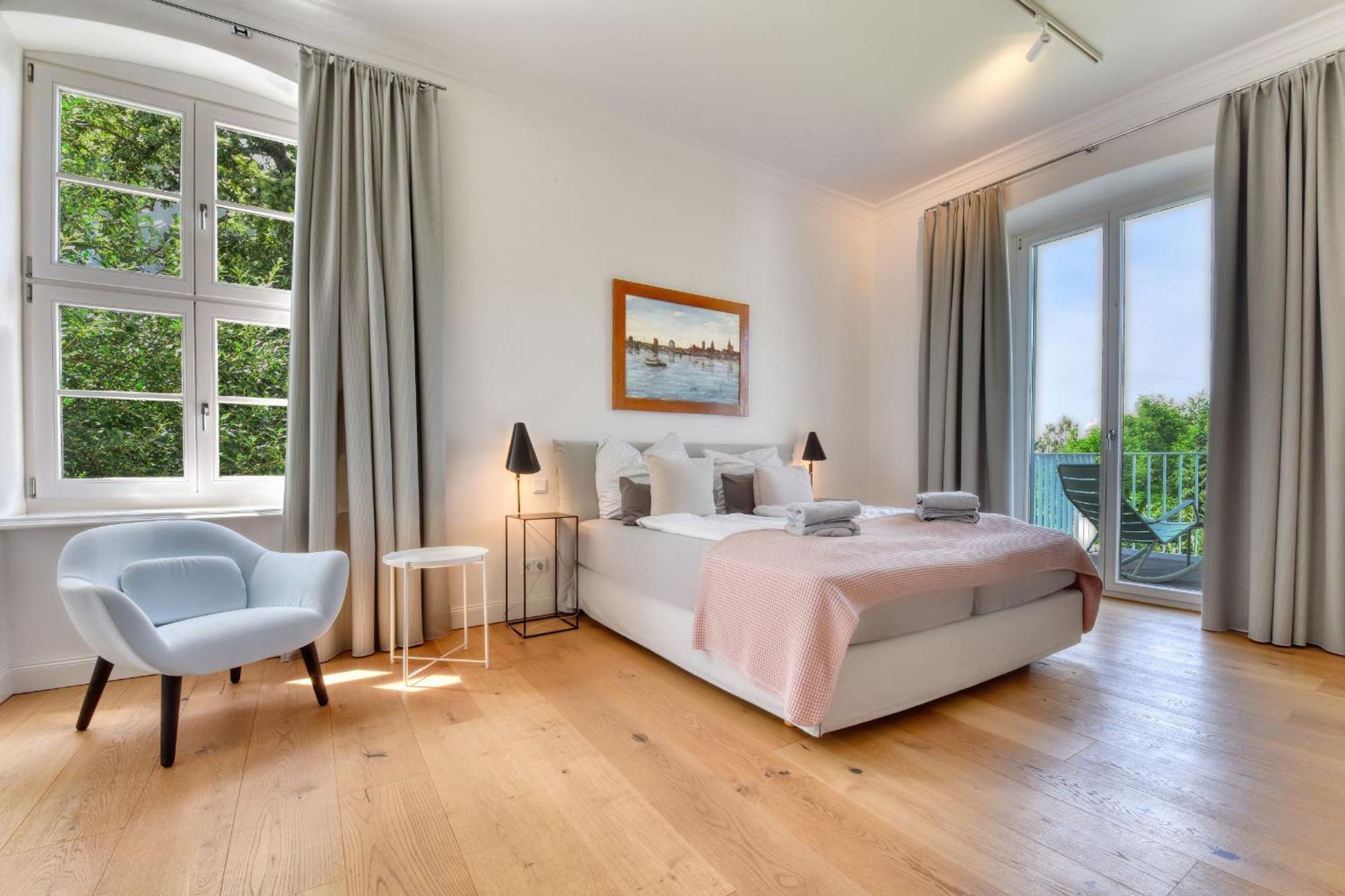 Ferienwohnung Fuerst Malte Loft I Design & Pool Putbus Ngoại thất bức ảnh